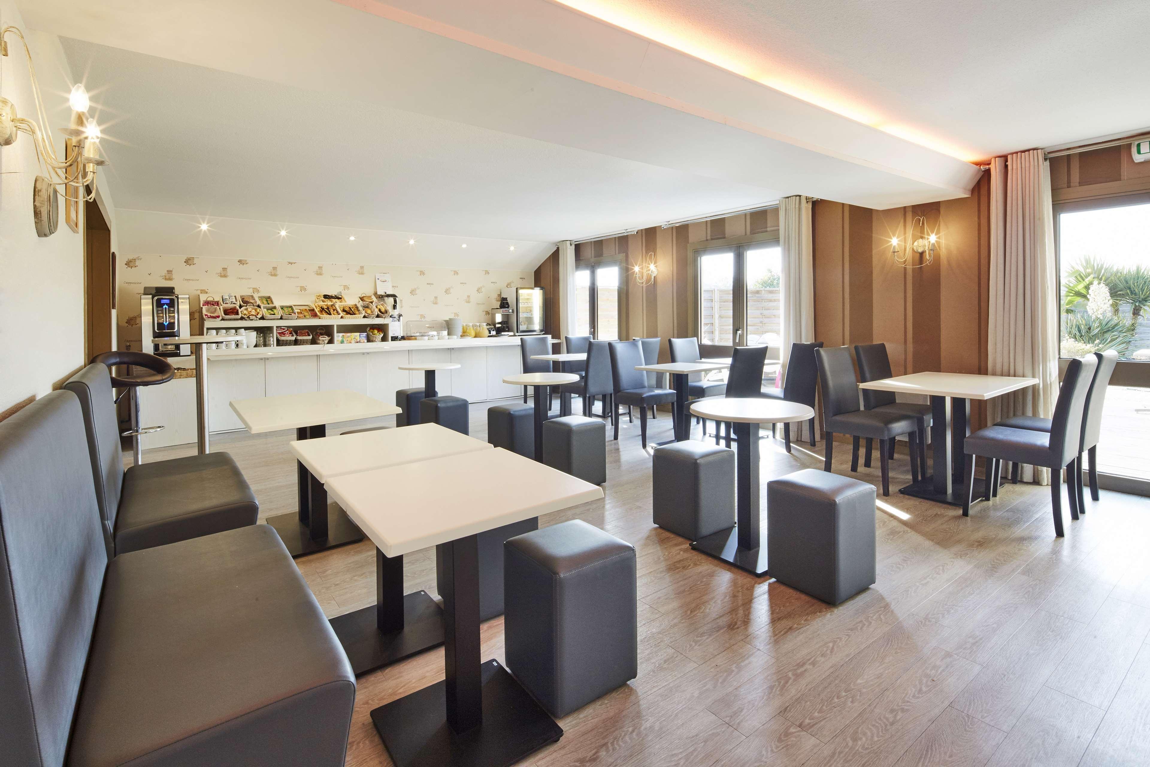 Kyriad Hotel La Flèche Kültér fotó