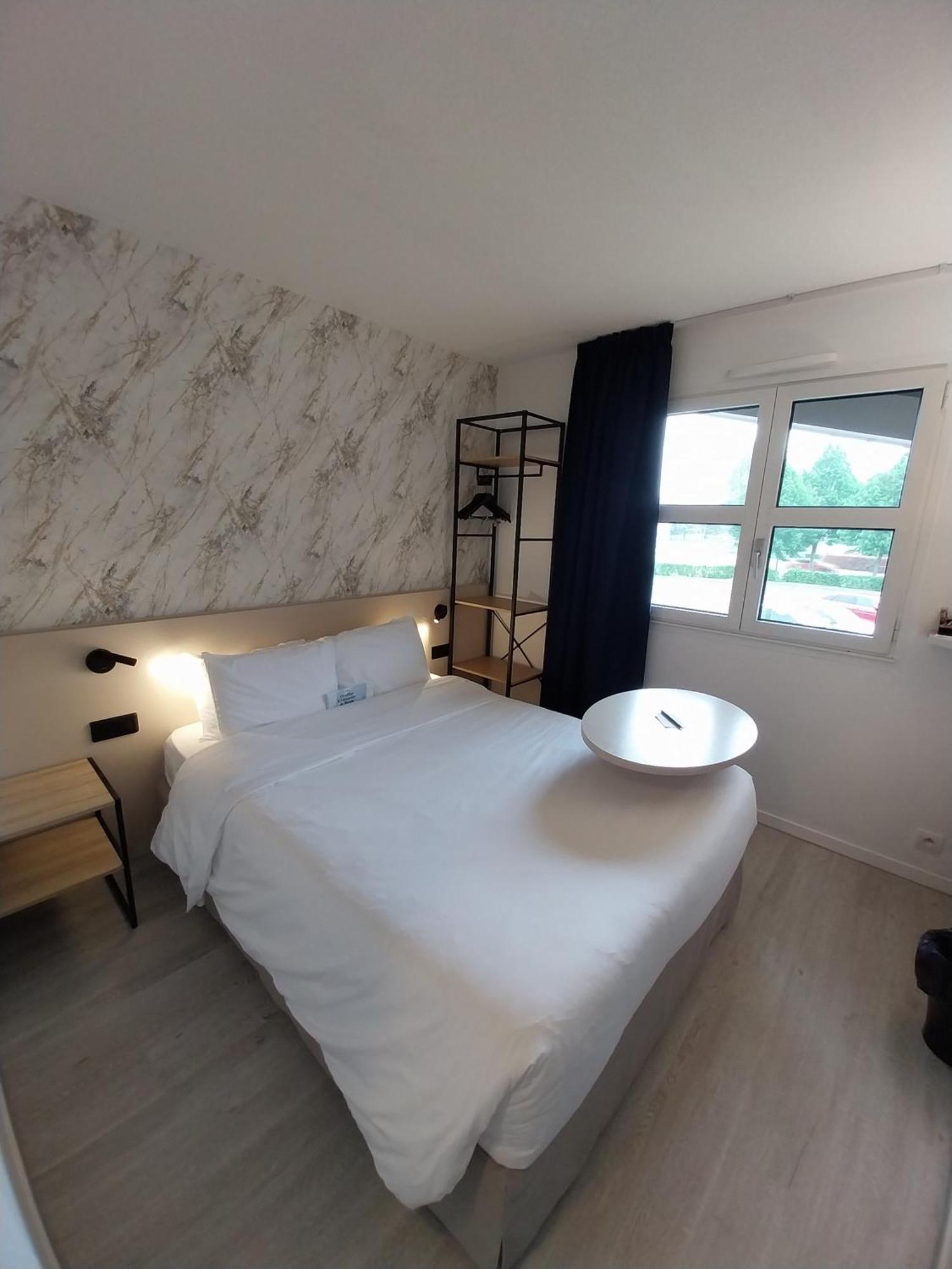 Kyriad Hotel La Flèche Kültér fotó