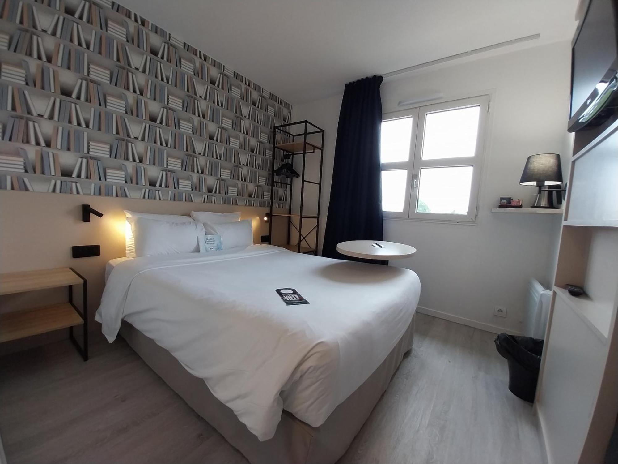 Kyriad Hotel La Flèche Kültér fotó